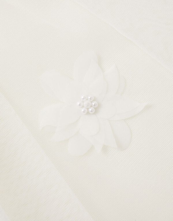 Monsoon Daisy Embellished Bridal Veil - Image 3