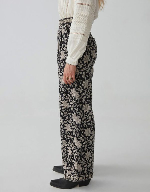 Monsoon Maison Hotel Floral Print Trousers Black - Image 5