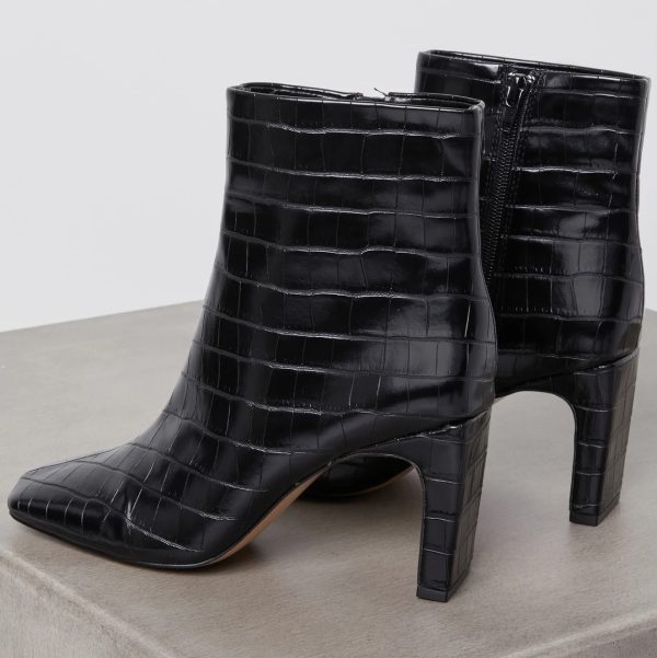 BCBG RANSI BLOCK HEEL EMBOSSED BOOTIE BCBGENERATION - BLACK CROC - Image 2