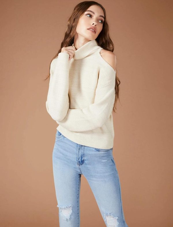 BCBG TURTLENECK CUTOUT SHOULDER SWEATER - IVORY CHAMPAGNE