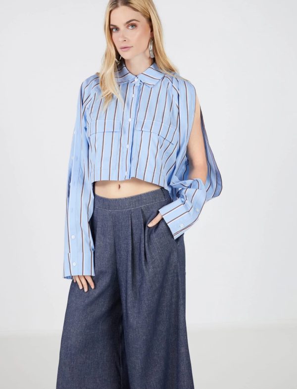 BCBG BIANCA ASYMMETRICAL BUTTON-DOWN SHIRT - CHAMBRAY BLUE