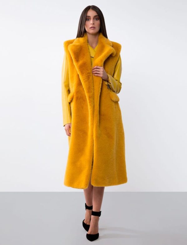 Bcbg FAUX FUR SLEEVELESS COAT - Image 3