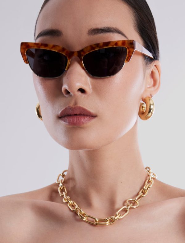 Bcbg Retro Kitten Sunglasses Honey Demi + Shiny Gold - Image 3