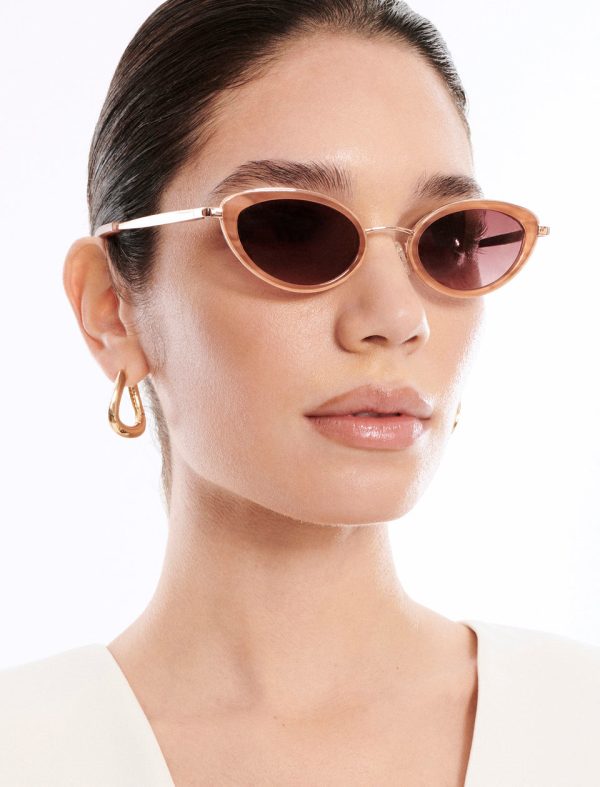 Bcbg Oval Classic 1994 Sunglasses Rose Gold/Blush - Image 2