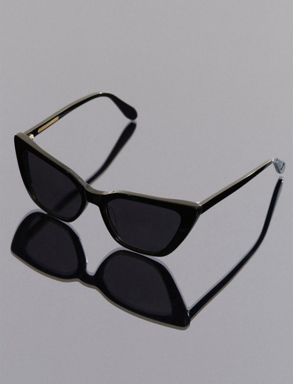 Bcbg Kendall Cat Eye Sunglasses Black - Image 6