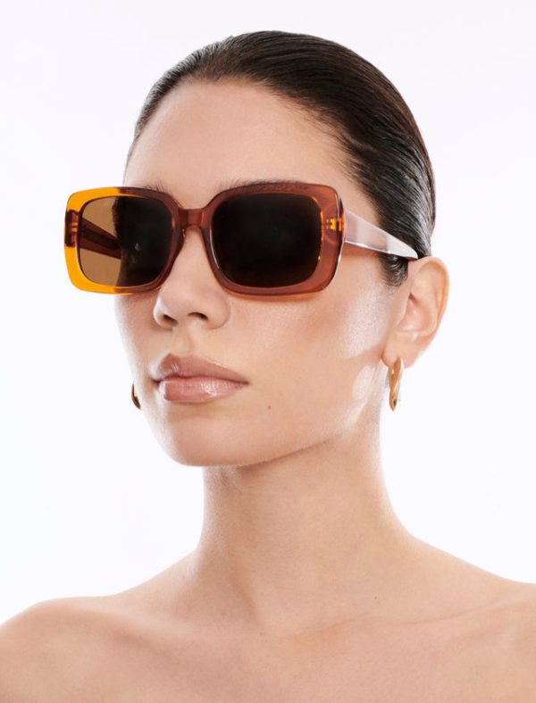 Bcbg Rectangle 1982 Sunglasses Apricot - Image 3