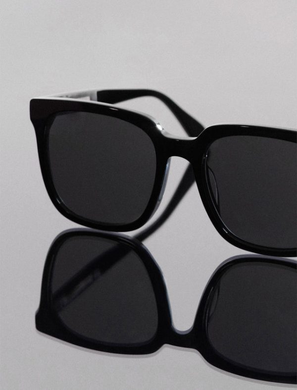 Bcbg Classic Square Sunglasses Black - Image 5