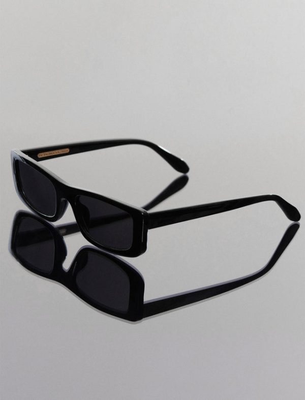 Bcbg Modern Icon Rectangle Sunglasses Black - Image 3