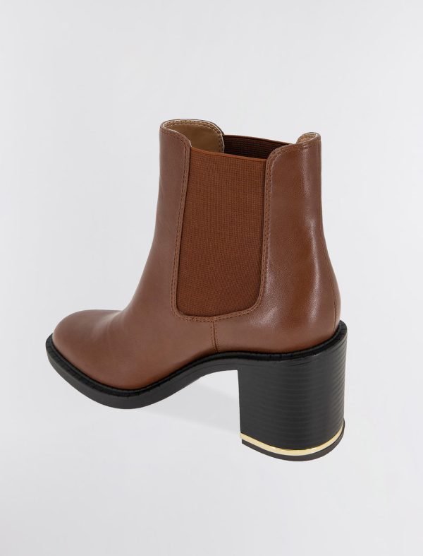 Bcbg Boxxa Chelsea Boot - Image 5