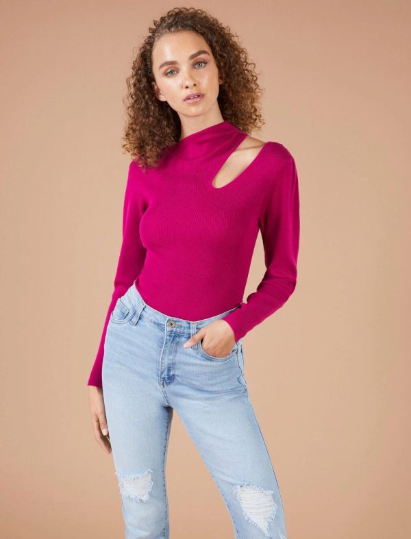 BCBG CUTOUT SHOULDER SWEATER - BRIGHTROSE