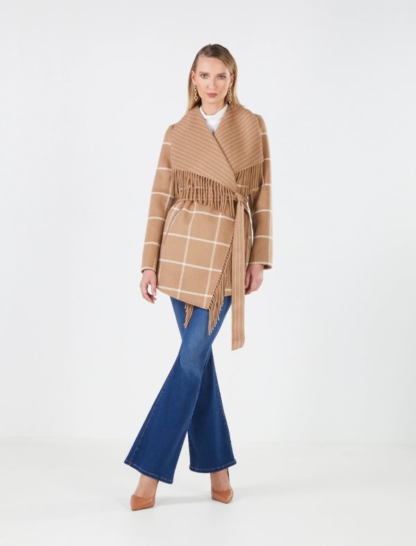 BCBG FRINGED OVERSIZED COLLAR WRAP COAT - CAMEL PLAID