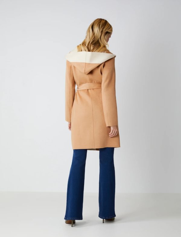 BCBG HOODED WRAP COAT - CAMEL IVORY - Image 4