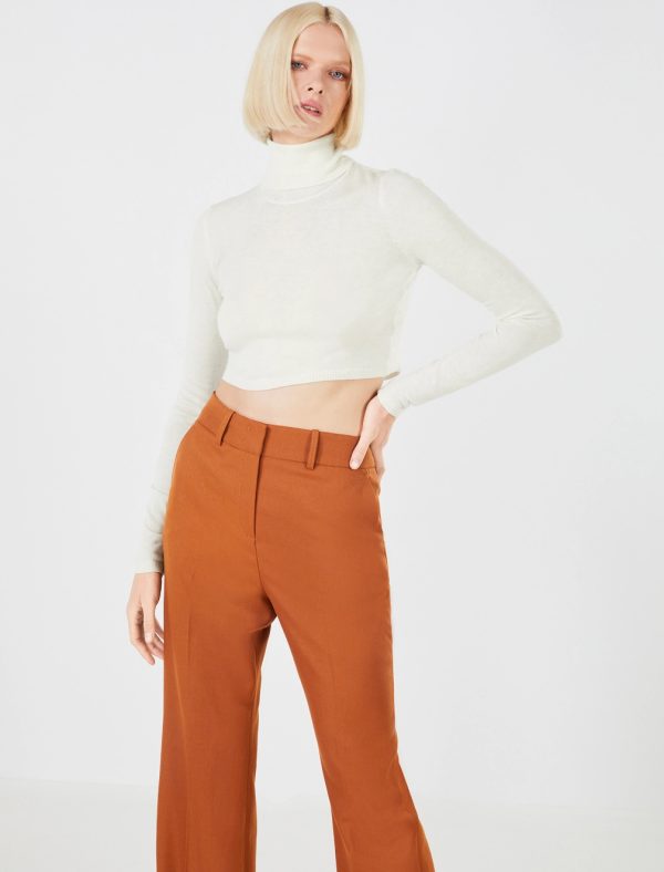 BCBG ISEPPA WOOL CROP TOP - CLOUDY WHITE - Image 2