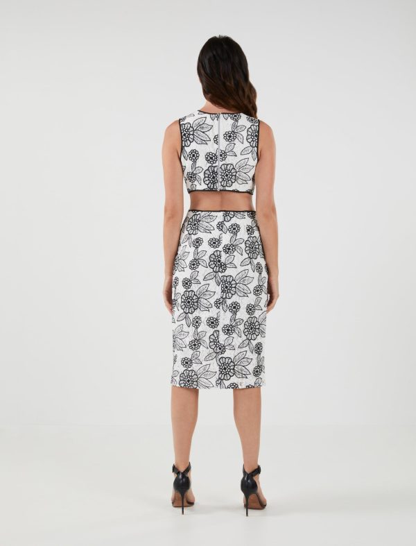 BCBG KYLE LACE MIDI DRESS - Image 5