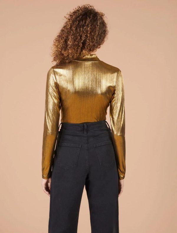 BCBG METALLIC TURTLENECK TOP - GOLD - Image 4